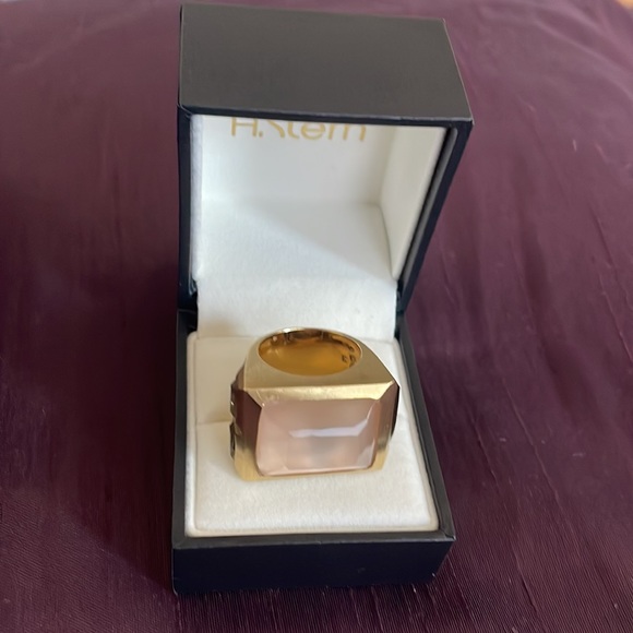 H. Stern Gold Nouveau Deco Ring with Rose Quartz, Smoky Quartz, and Prasiolites. - Picture 2 of 10